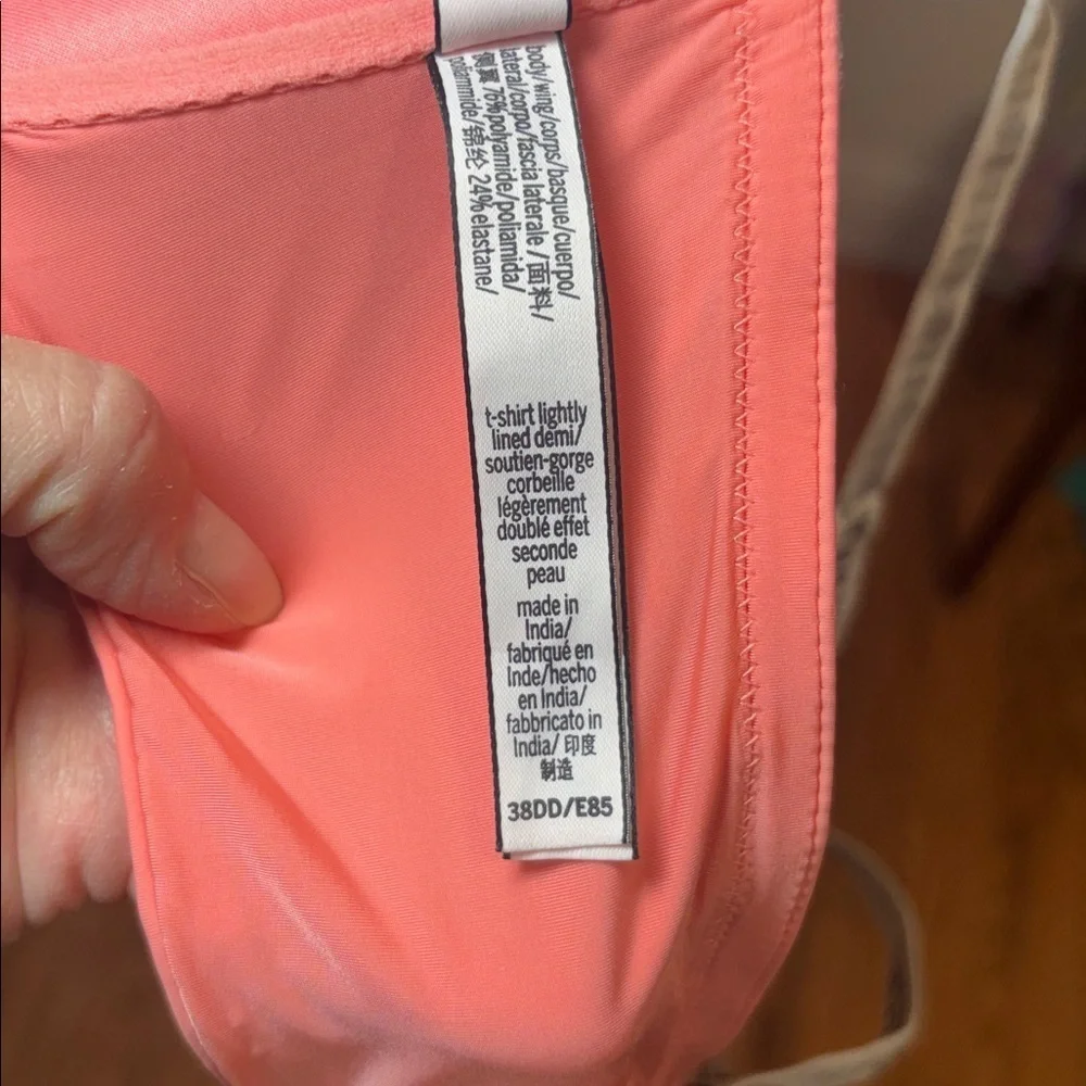 Victoria’s Secret T-shirt lightly lined, Demi Bra, Peach, 38DD